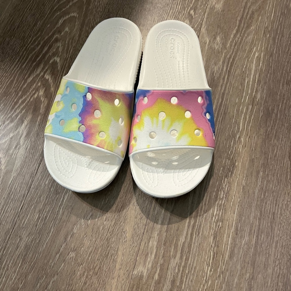 croc slides